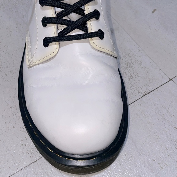 Dr. Martens White Classic Combat Boots Big Kids Sz 3 - Picture 4 of 6